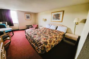 USA Inn Junction City Near Fort Riley - Chambre