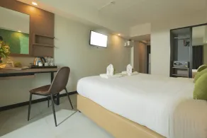 The Home Hotel SHA - Chambre