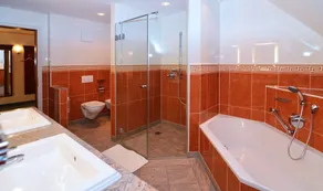 Altstadthotel Bräuwirt - Room