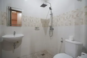 Capital O 2166 Elitya Stay - Salle de bain