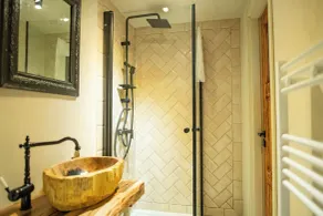 Barrique Garden Rooms - Licensed - Breakfast -Free Airport Pickup - Badeværelse