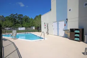 TownePlace Suites by Marriott Charleston-North Charleston - Piscine