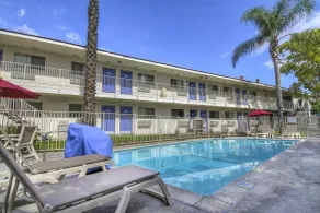 Motel 6 Chino, CA - Los Angeles Ontario - Piscine