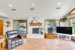 Rhodes Retreat w/ Dock on Cedar Creek Lake! - Interior