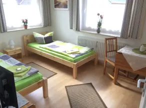 Ferienwohnungen, Monteurwohnungen & Pension FEWO Helmstedt - Camera