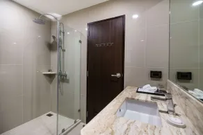 SureStay Plus by Best Western Sukhumvit 2 - Salle de bain