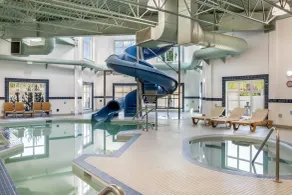 Ramada by Wyndham Lac La Biche - Pool