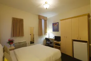 Victoria's Mansion Guest House - Zimmer