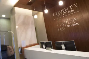 Liberty Suites - Réception