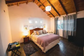 Villa Miramar at Casa Marin Vineyards - Chambre