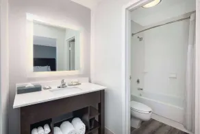 La Quinta by Wyndham Atlanta Airport South - Salle de bain