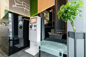 Q18 ApartHotel - Reception