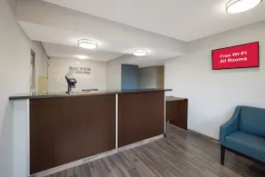 HomeTowne Studios by Red Roof Orange, TX - Recepción