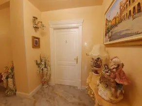 FD Luxury rooms - Interior entrance