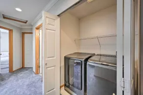 Welcoming Edmonds Vacation Rental w/ Fireplace! - Interior