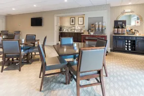 Fairfield Inn & Suites by Marriott Keene Downtown - Restaurant
