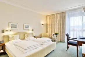 Hotel Bayerischer Hof - Chambre