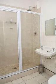 The Hamlet Country Lodge - Bathroom