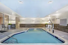 Fairfield Inn & Suites by Marriott Savannah SW/Richmond Hill - Piscine
