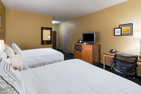 Fairfield Inn and Suites St Petersburg Clearwater - Chambre