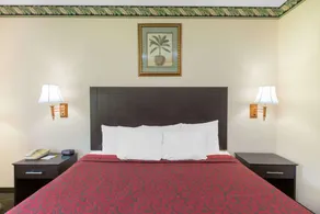 Days Inn by Wyndham Sullivan - Chambre