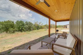 Stroll to Lake & State Park! Cozy Vian Cabin - Interiør