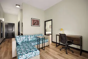La Quinta by Wyndham Gonzales LA - Zimmer