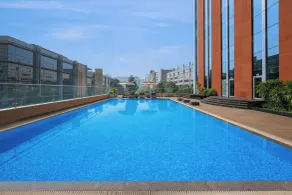Aloft by Marriott Bengaluru Outer Ring Road - Piscina