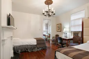 Historic Mardi Gras Inn - Room