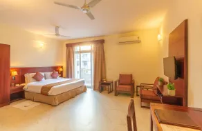 Rosewood Apartment Hotel - Room