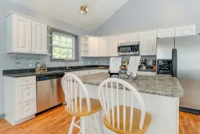 4 Mi to Long Lake! Secluded Haven w/ Fenced Yard - Interior