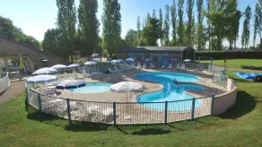 VVF Bourgogne Auxois Morvan - Piscine