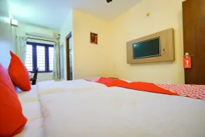 OYO 3633 Nanda Inn - Room