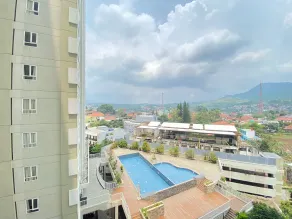Private And Spacious Studio Room At Skyland City Jatinangor - Pool