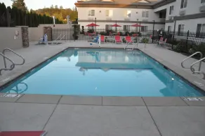 Holiday Inn Express & Suites Jackson by IHG - Pool