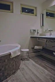 Hotel Ambiente - Bathroom