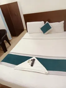 Hotel At Home Darbar Near Nexus Mall Kukatpally - Chambre