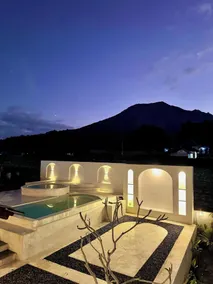 Volcano Side Kintamani Bali - Pool