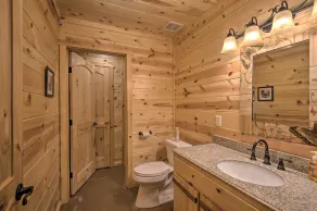 Cabin w/ Hot Tub - Near Broken Bow Lake & Hiking! - Interiør