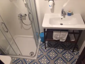 Villa Neva Hotel - Bathroom
