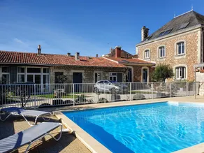 La Villa des Roses Gîte Chambres d'hôtes Piscine chauffée - Pool