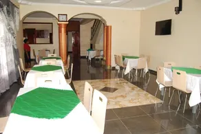 Jowillis Hotel - Restaurant