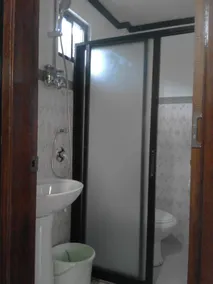 Vali-Joe Travel Lodge - Badezimmer