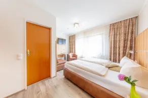 Hotel Reinhardtshof Garni - Room