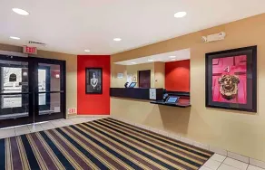 MainStay Suites Rochester South Mayo Clinic - Hall