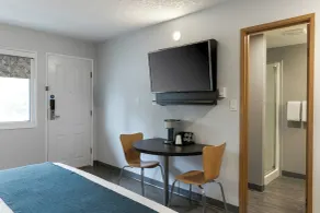 Motel 6-Saanichton, BC - Victoria Airport - Room