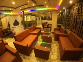 Hotel Tara Suites - Restaurant