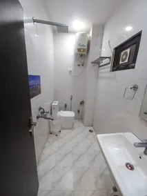 The Hans Hotel - Hubli - Bathroom