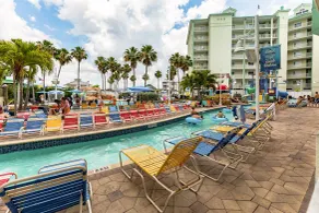 Harbourside at Marker 33 - Piscine