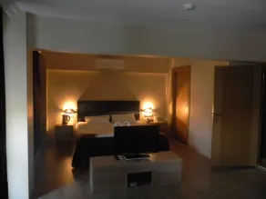 Sun Suites - Chambre